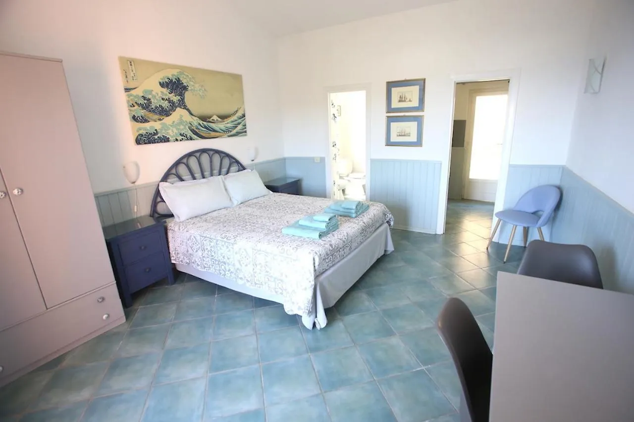 アパートホテル Ca' La Stella Sea-View Apartments ポルト・アッズッロ イタリア